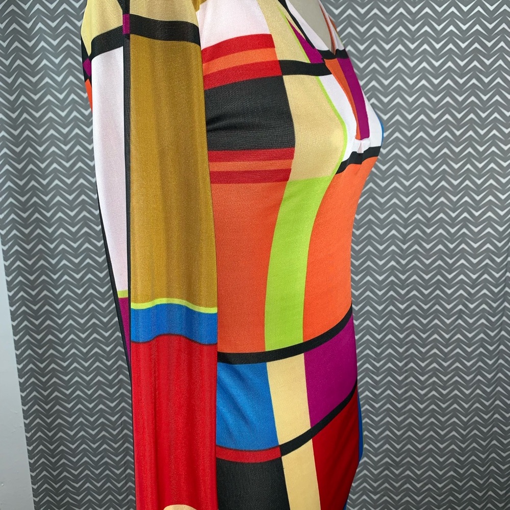 Dress - Picture 7 of 8